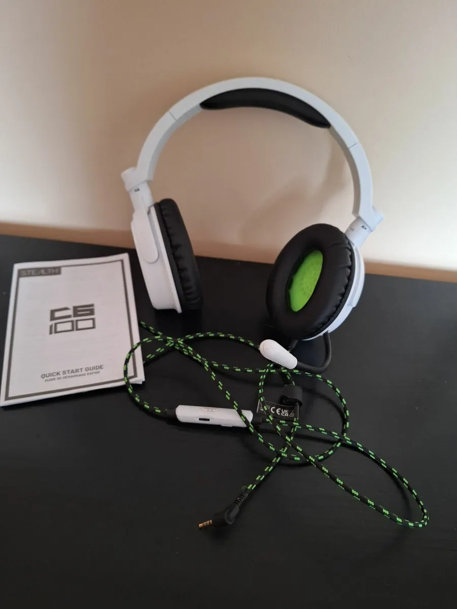 Headphones with mic