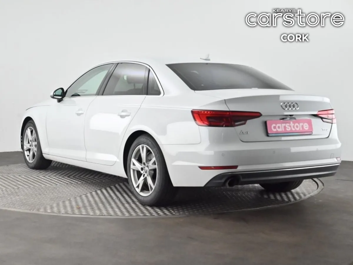 Audi A4 1.4tfsi 150HP S Tronic Attraction Ultra - Image 4