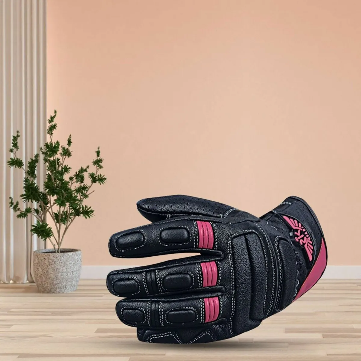 Brand New Genuine Leather Ladies Motorbike Gloves - Image 2