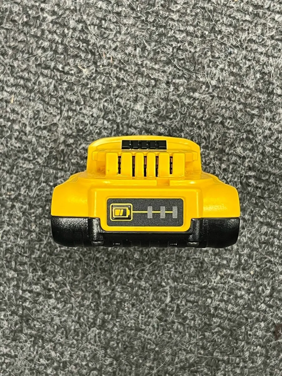 Dewalt 18v Battery - Image 2