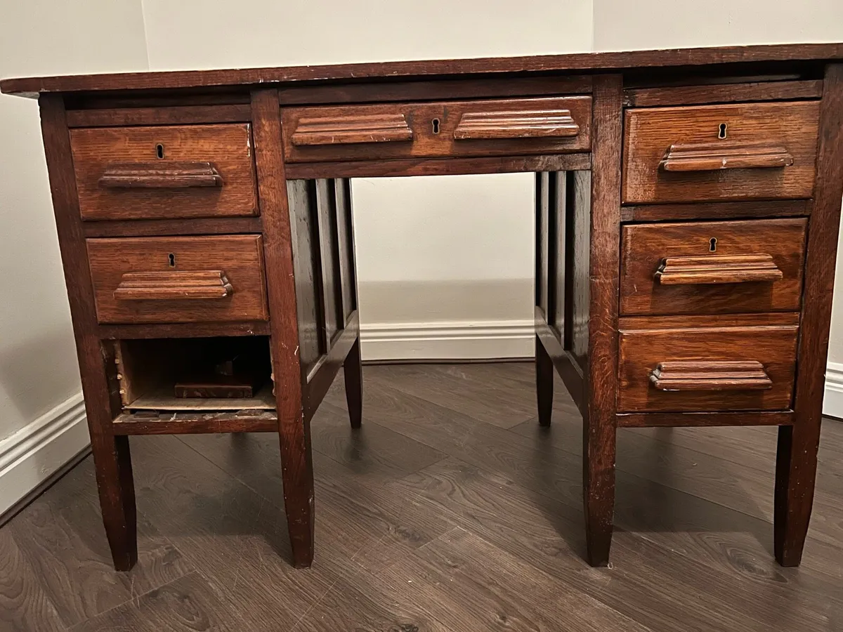 Office Desk - Image 1