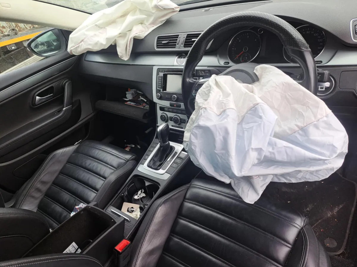 2014 VOLKSWAGEN CC 2.0d  R LINE FOR BREAKING! - Image 4