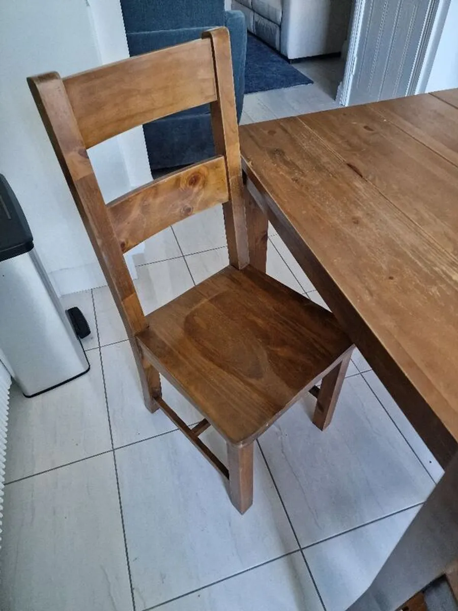 Dining table and 4 chairs - Image 2