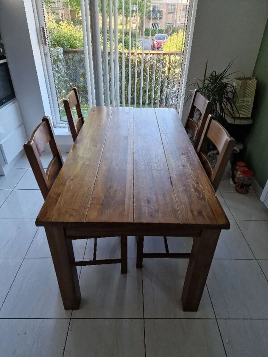 Dining table and 4 chairs - Image 3