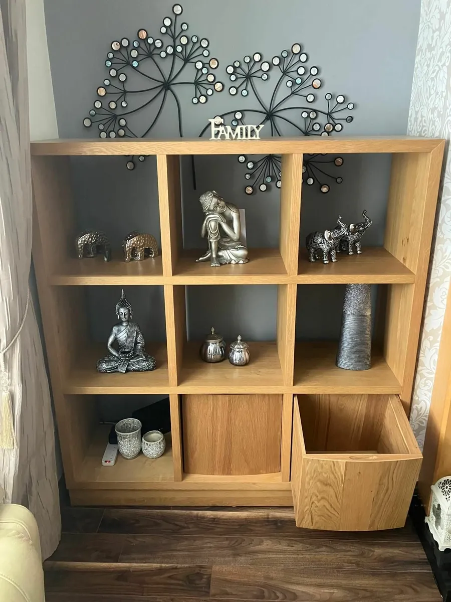 Solid wood shelving unit - Image 1