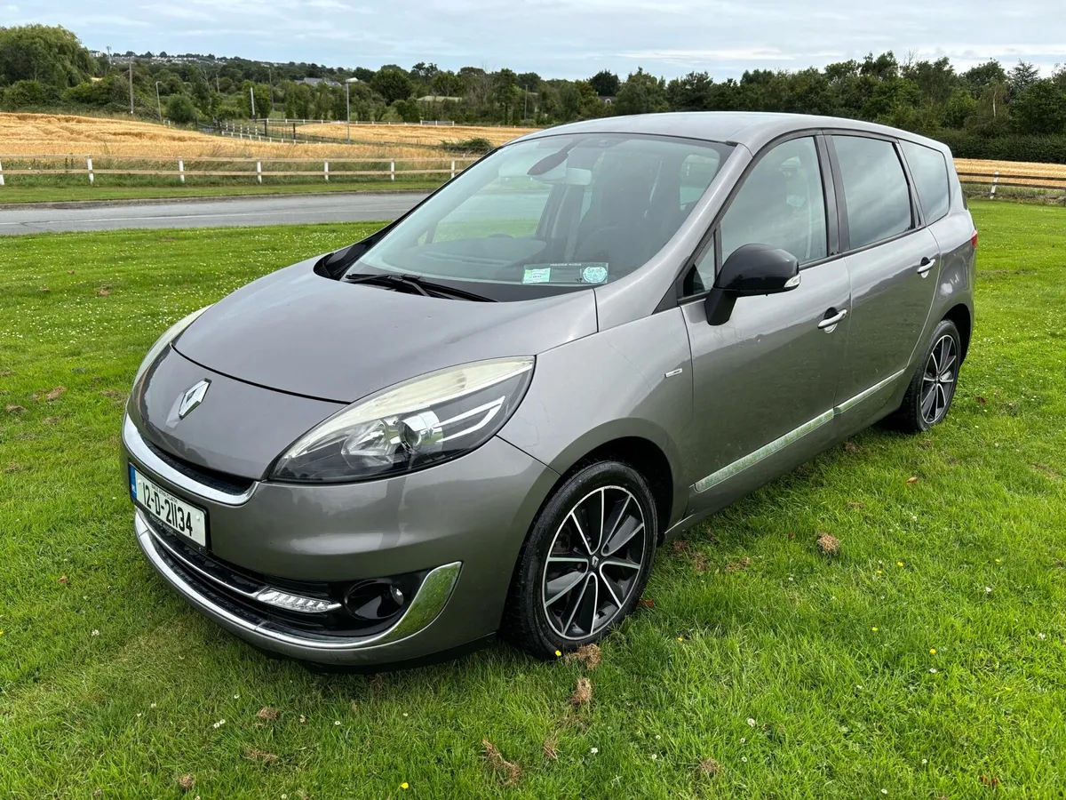 2012 Renault scenic 7 seats Automatic - Image 2