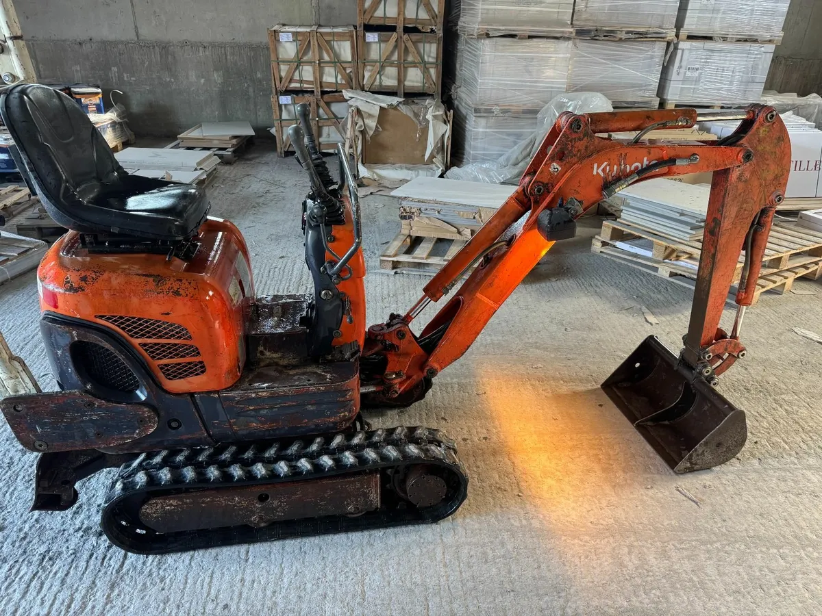 Kubota Mini Digger - Image 2