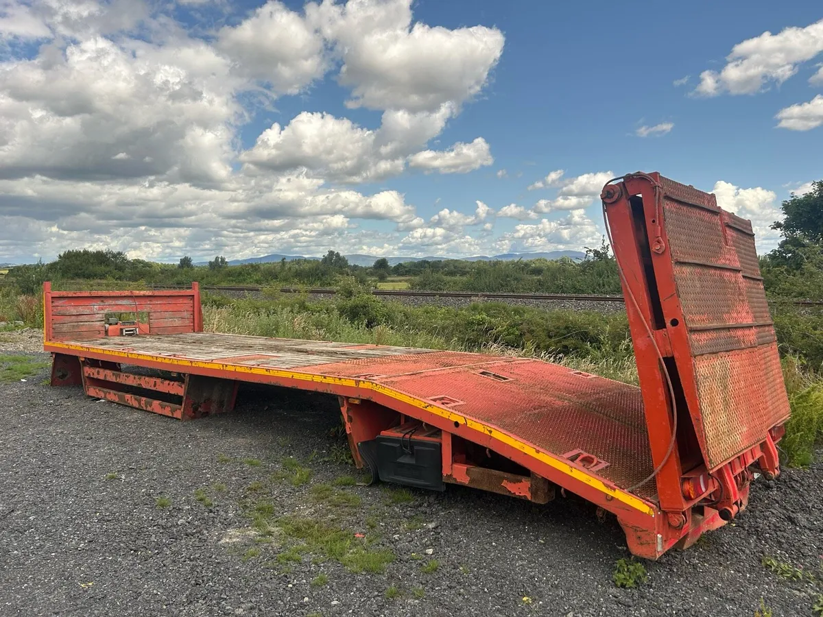 30 foot Beavertail body off scania 8x2 - Image 2