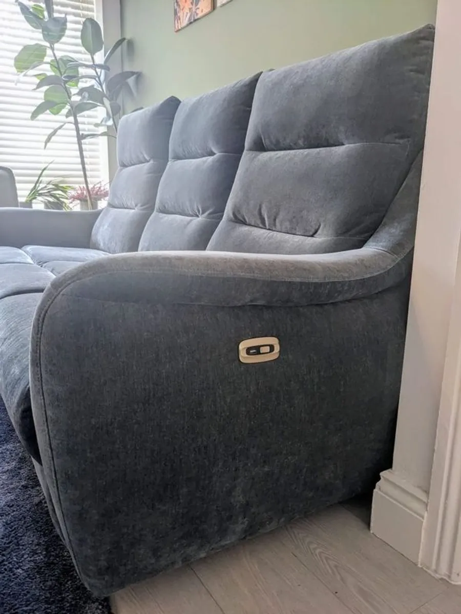 3 seater sofa - Image 4