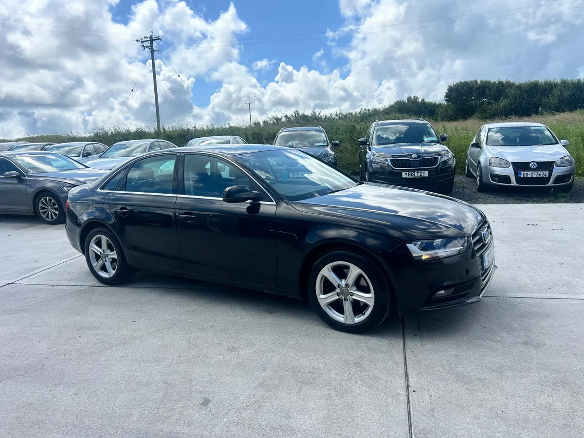 Audi A4 2.0 TDI 2012 - Image 1