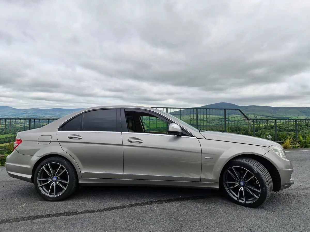 Mercedes 2008 Kompressor c180 - Image 2