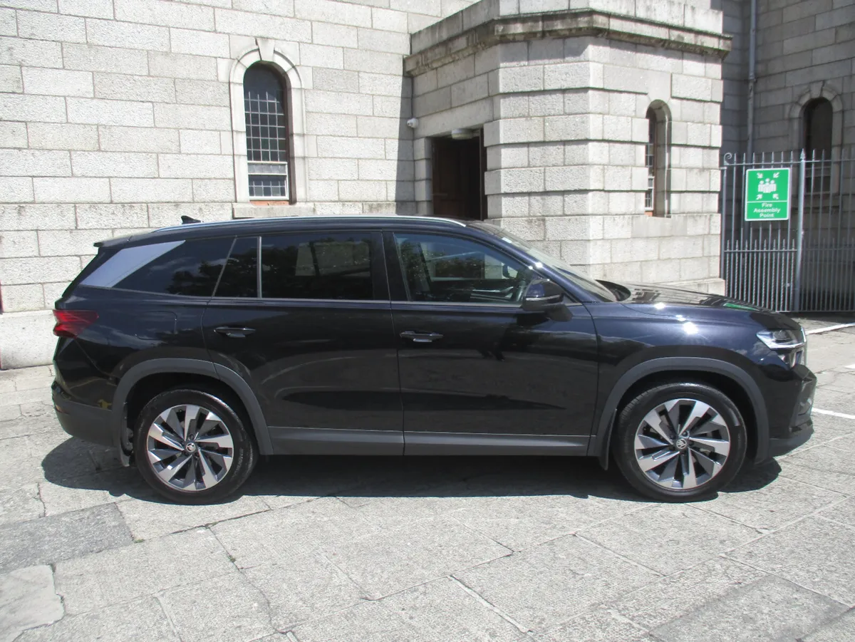 2024 SKODA KODIAQ SELECTION + 7 SEATER 2.0 TDI DSG - Image 2