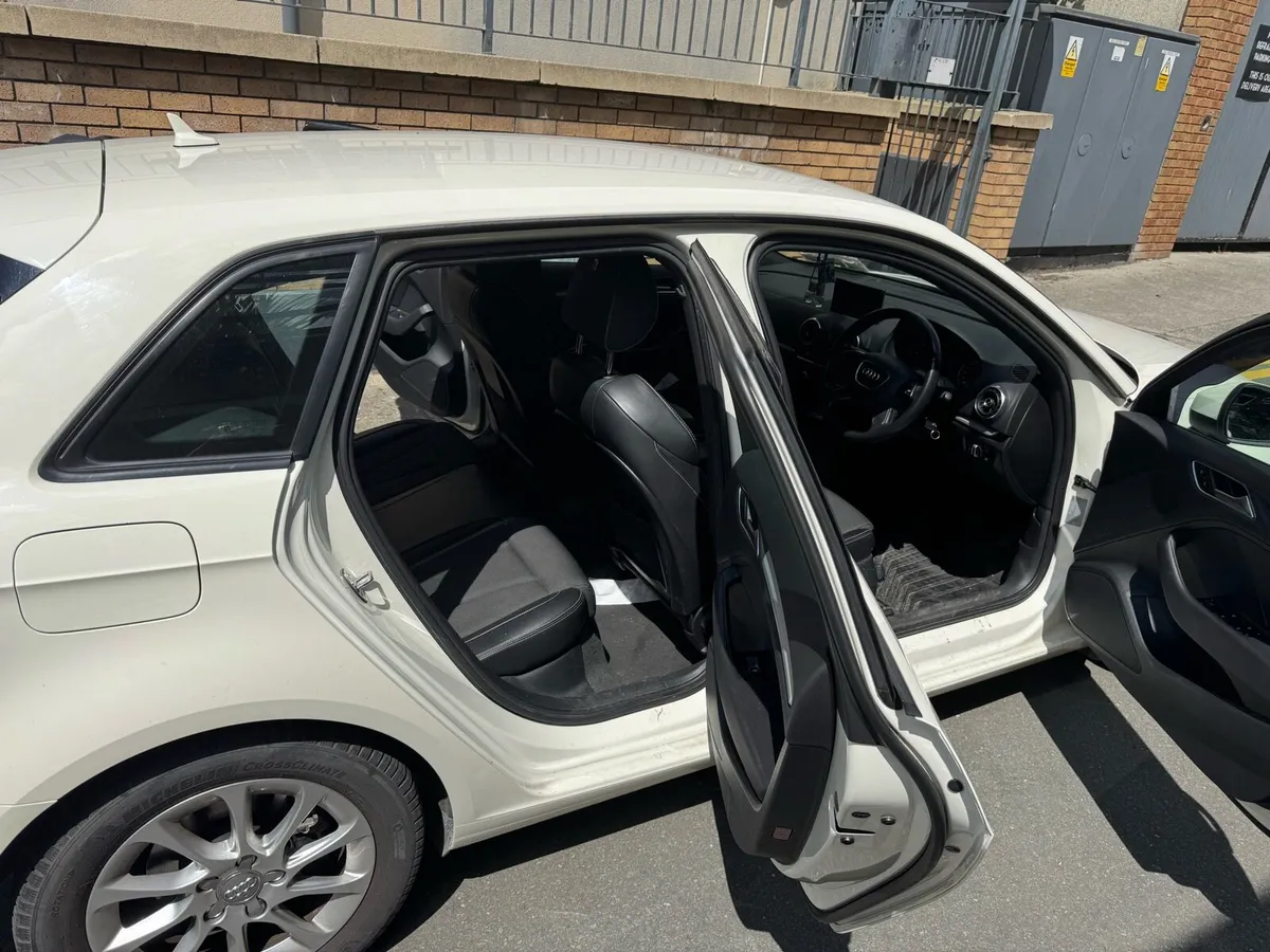 Audi A3 2.0 Automatic TDI S-Line - Image 2