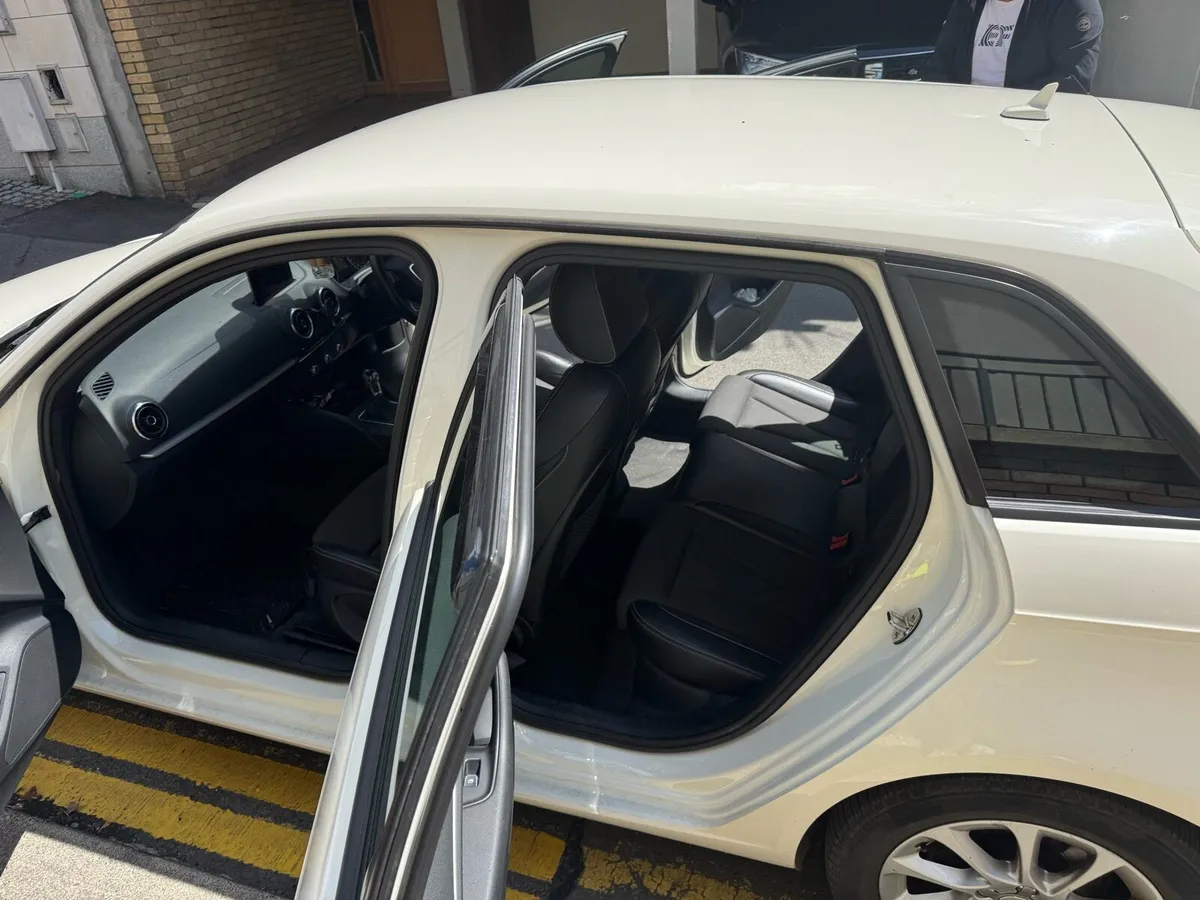 Audi A3 2.0 Automatic TDI S-Line - Image 3