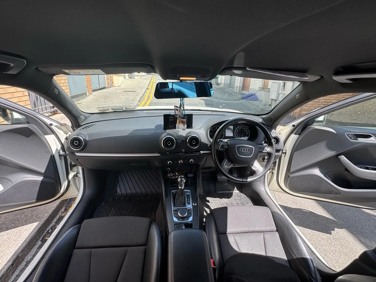 Audi A3 2.0 Automatic TDI S-Line - Image 4