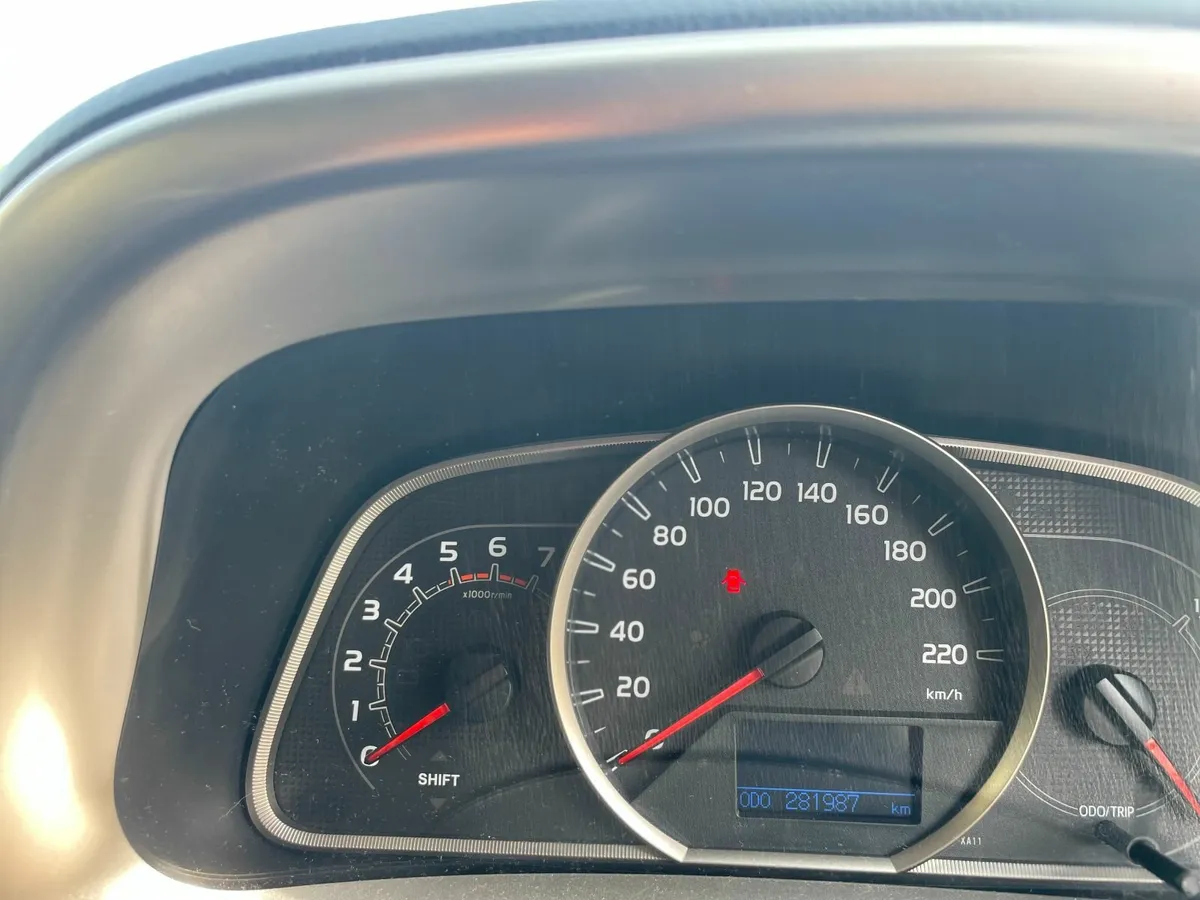 Toyota RAV4 2015 2.0 Diesel Luna Model - Image 4