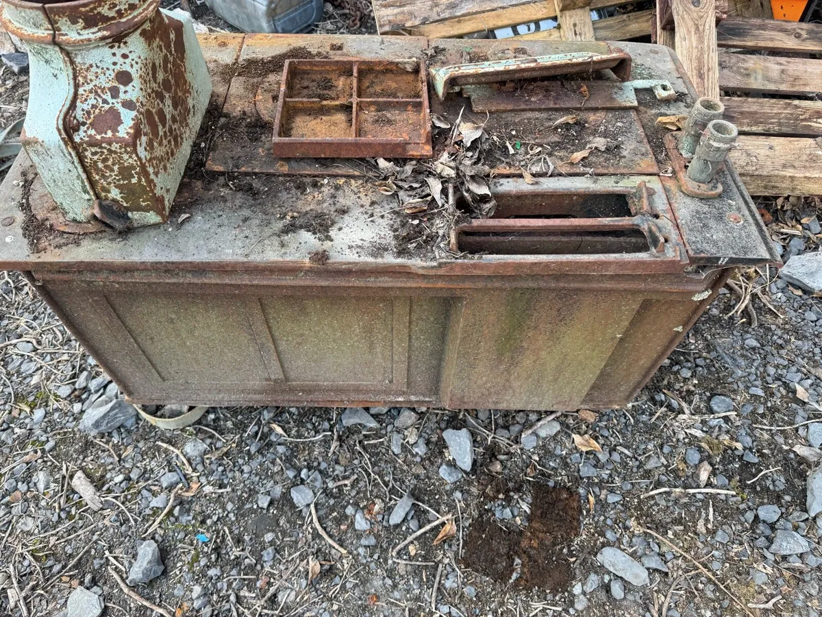 Solid fuel cooker - Image 3