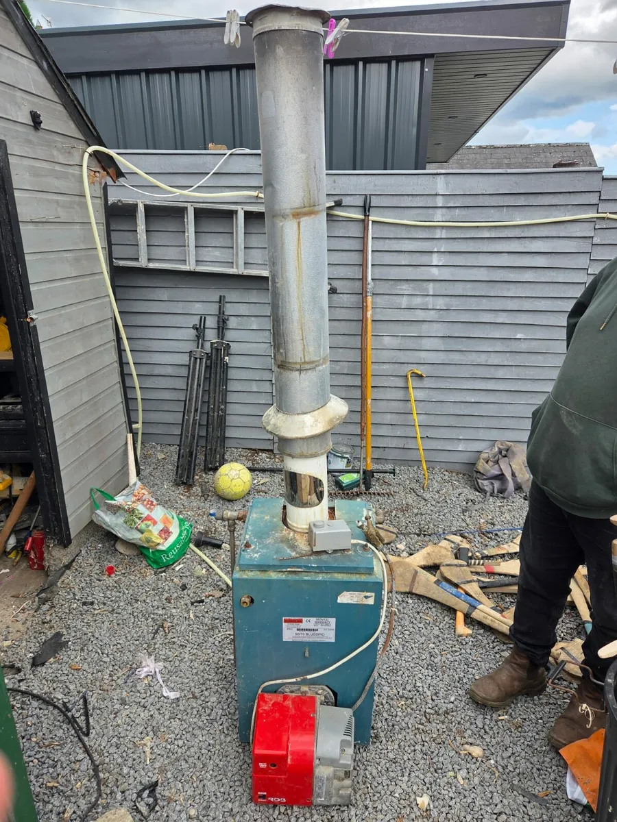 Oil burner - Image 1