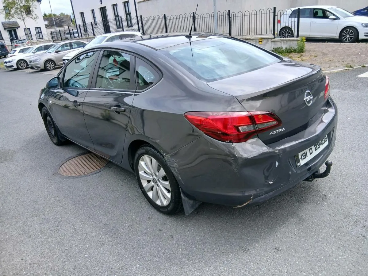 2013 opel astra 1.3 diesel with nct - Image 3