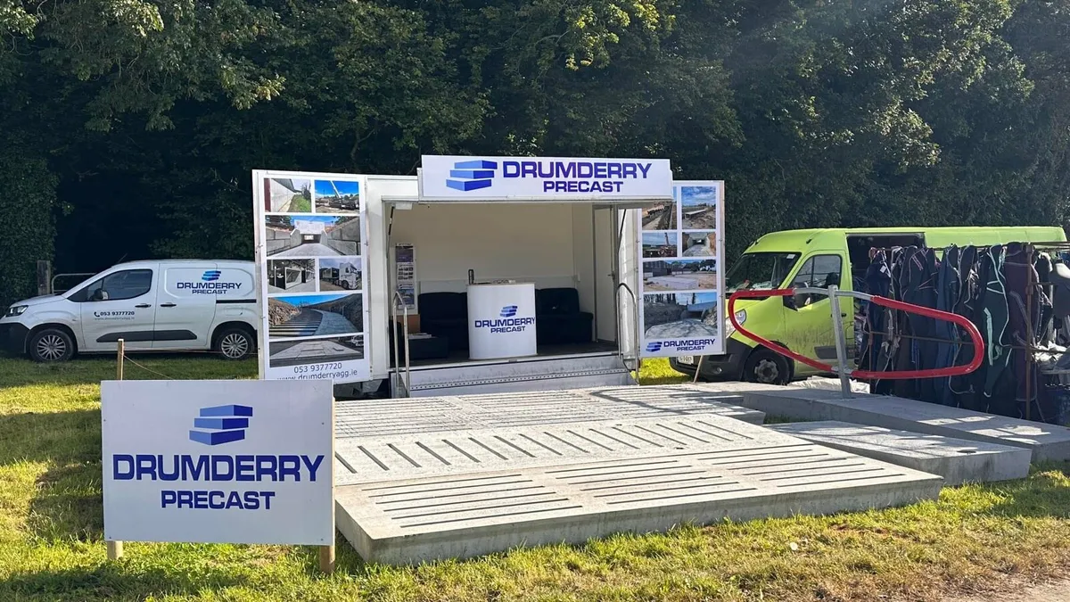 Mobile  exhibition trailer hire - Image 1