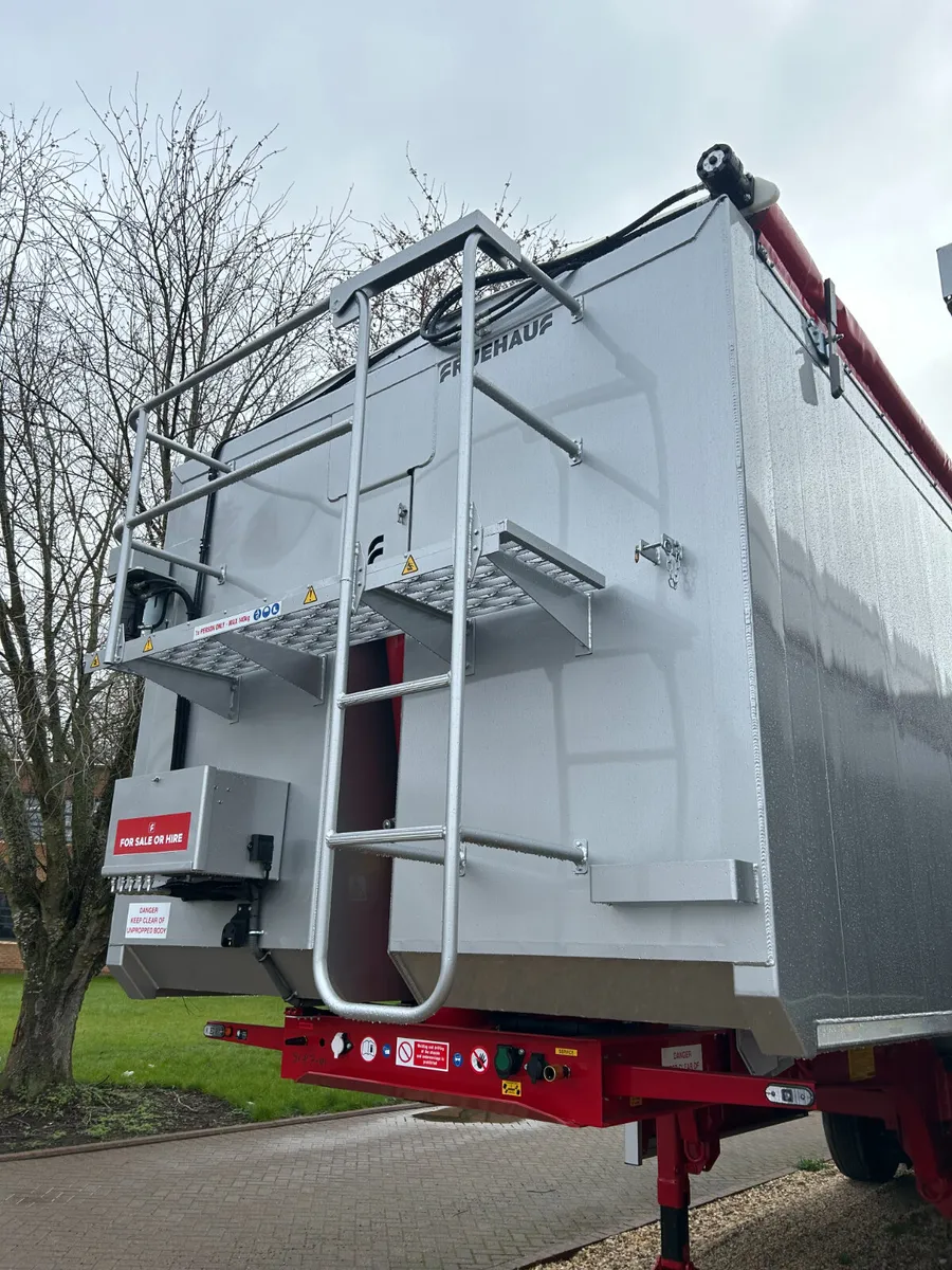 2025 Fruehauf 74CU YD Step Frame **ONE AVAILABLE** - Image 2