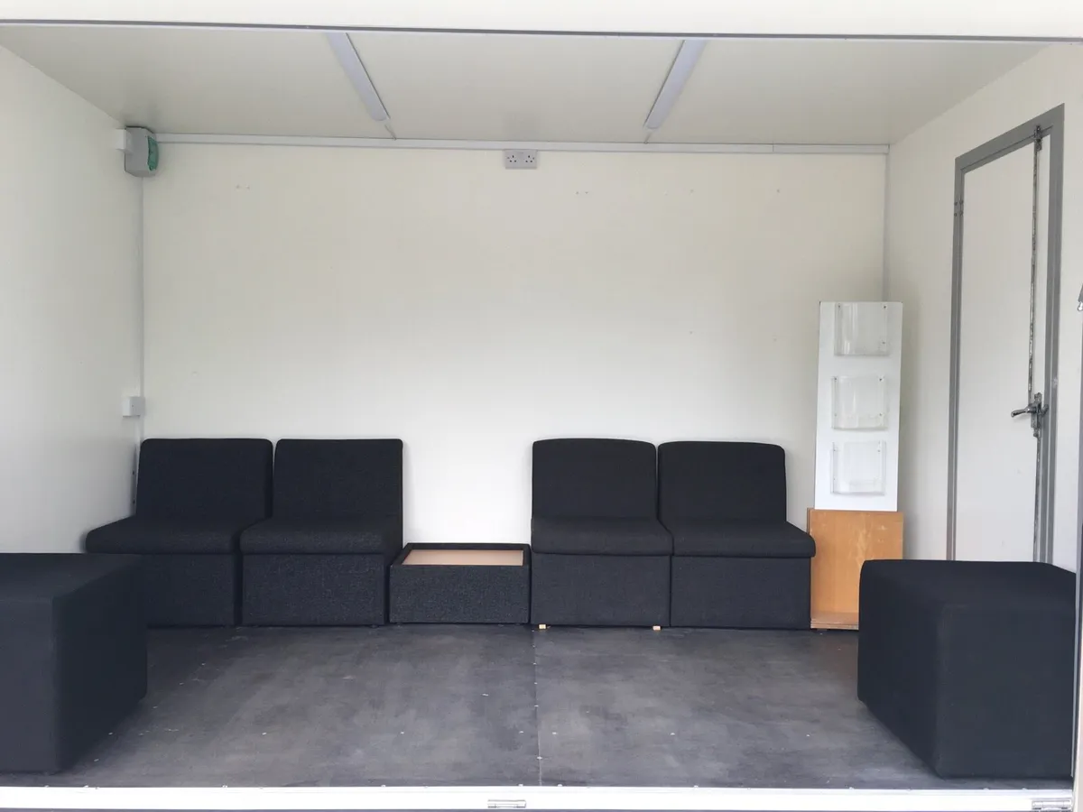 Mobile  exhibition trailer hire - Image 4