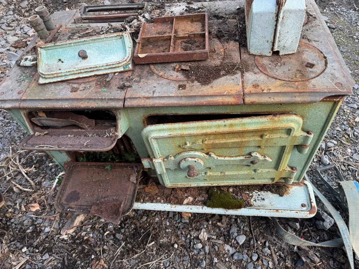 Solid fuel cooker - Image 2