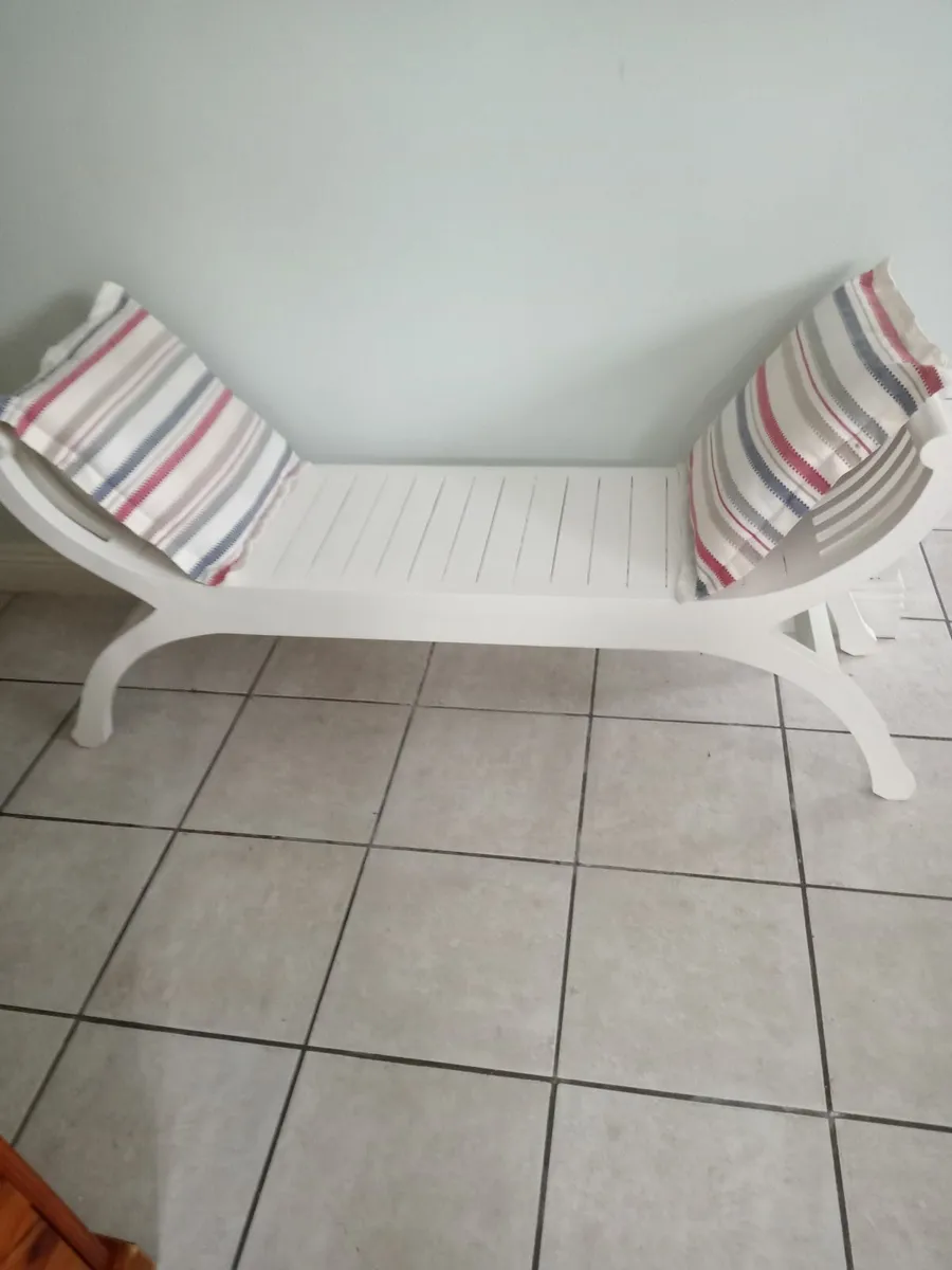 Bedroom Seat - Image 2