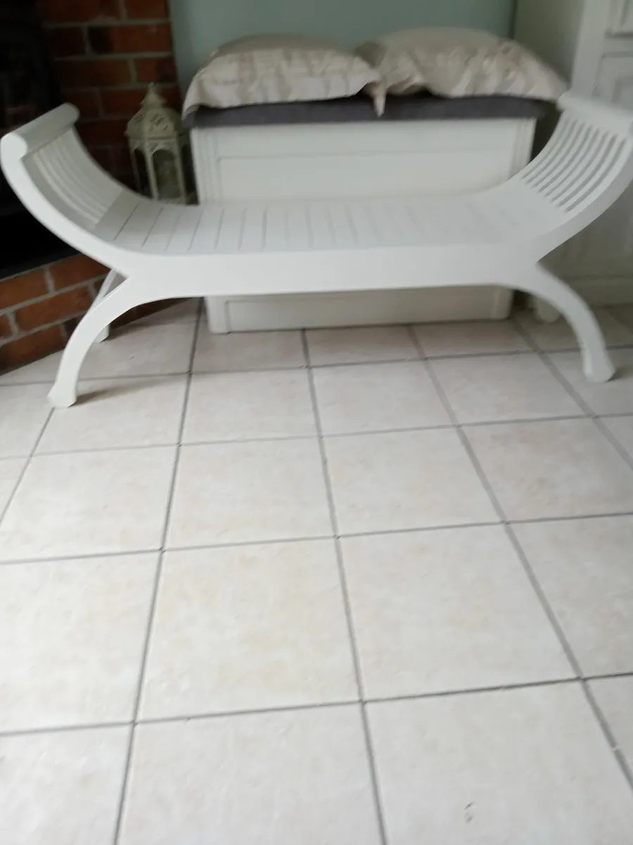 Bedroom Seat - Image 4