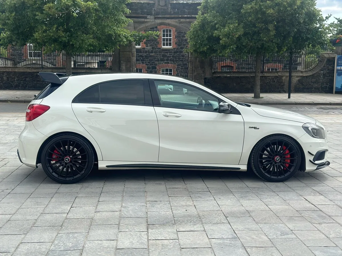 Mercedes-Benz A45 amg - Image 2