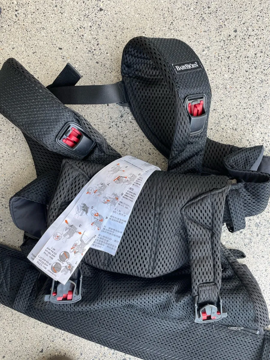Baby bjorn one carrier - Image 4