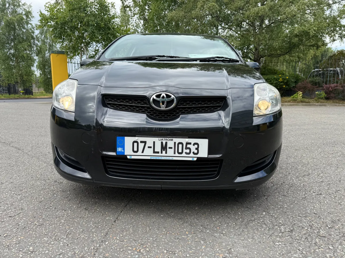 Toyota Auris 1.4 Aura - Image 2