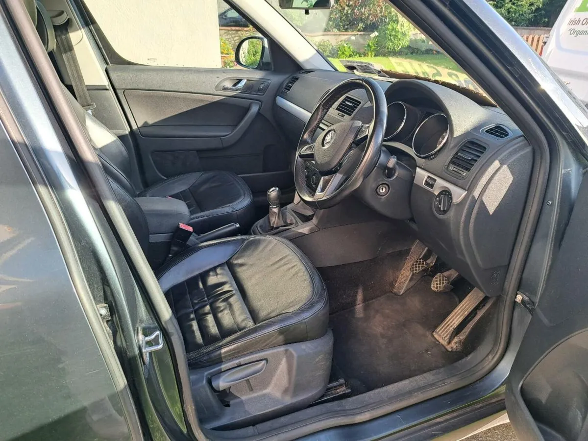 Skoda Yeti 2.0 CVRT Jan 2026 with tow hitch - Image 2