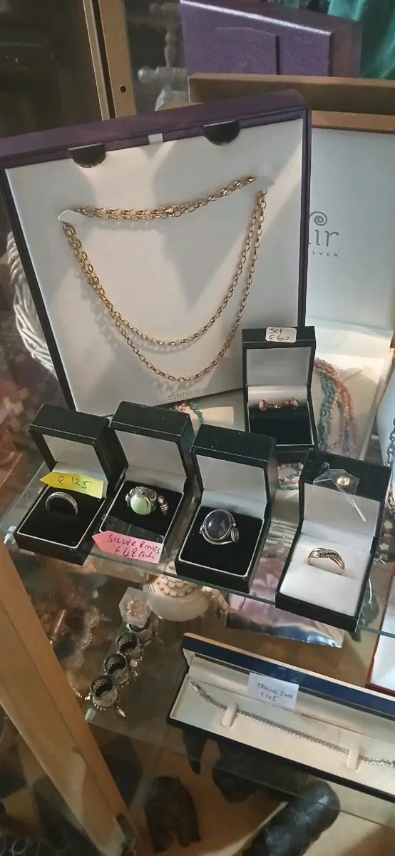 9ct Gold and Sterling Silver - Image 1