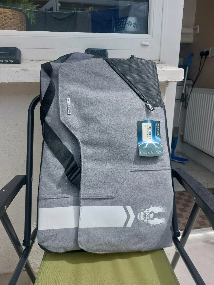 HALO Infinity Messenger Bag - Image 3