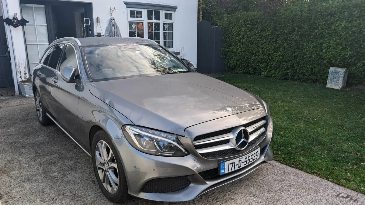 Mercedes-Benz C-Class 2017 - Image 2