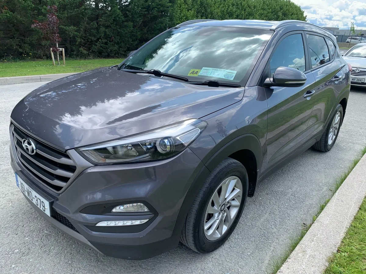 2016 Hyundai Tucson - Image 2