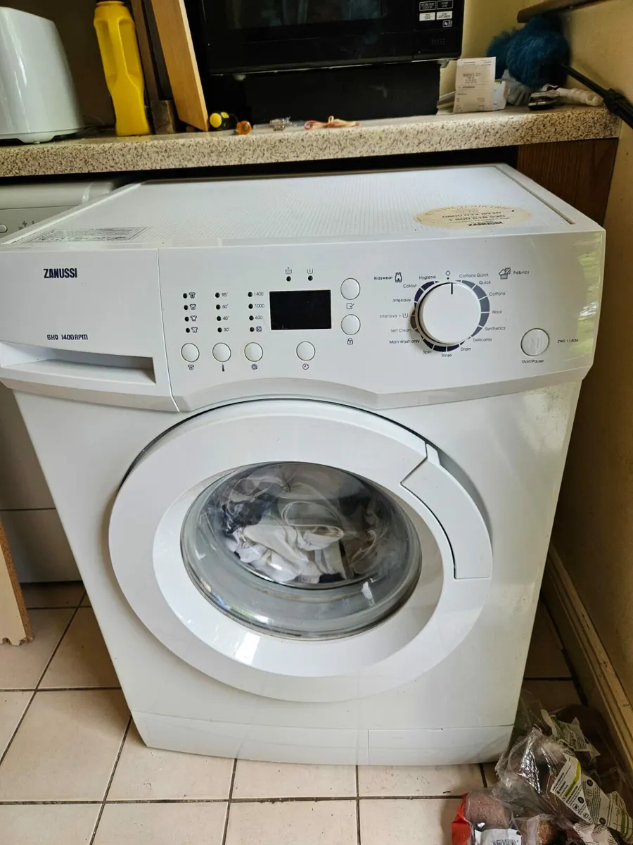 Washing machine  zanussi  perfect condition - Image 2