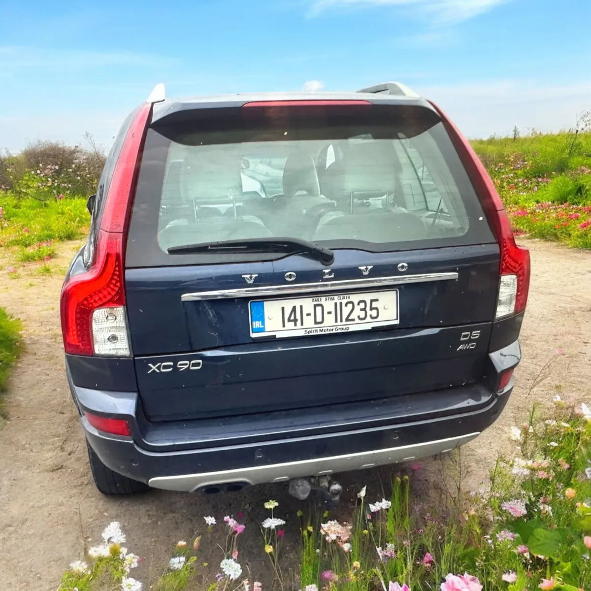 Volvo XC90 2.4 D5 200hp SE Automatic AWD 7-Seat - Image 4