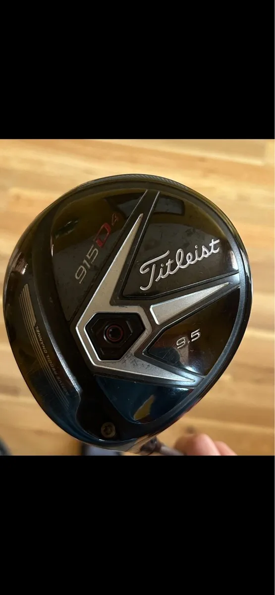 Titleist 915 D4 Left-handed - Image 1