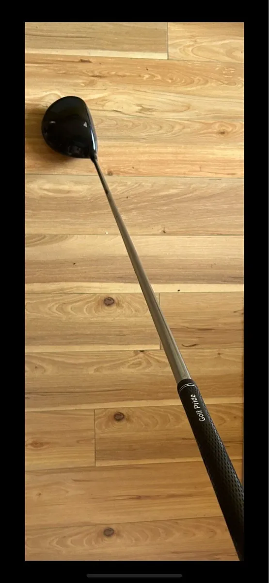 Titleist 915 D4 Left-handed - Image 2