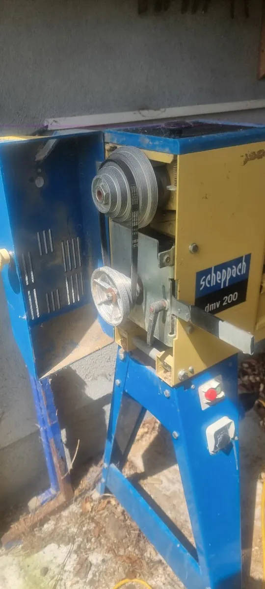 Wood turning lathe - Image 4