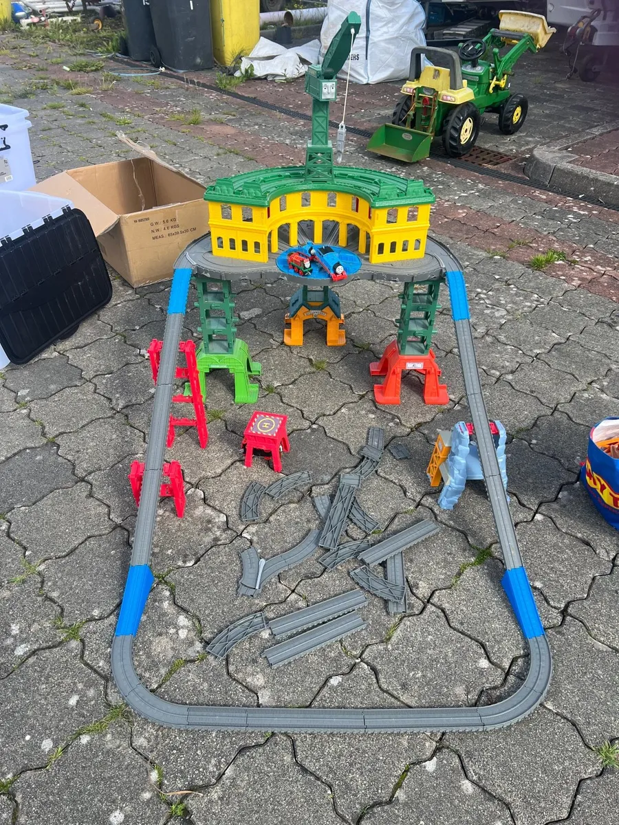 Thomas tank train set
