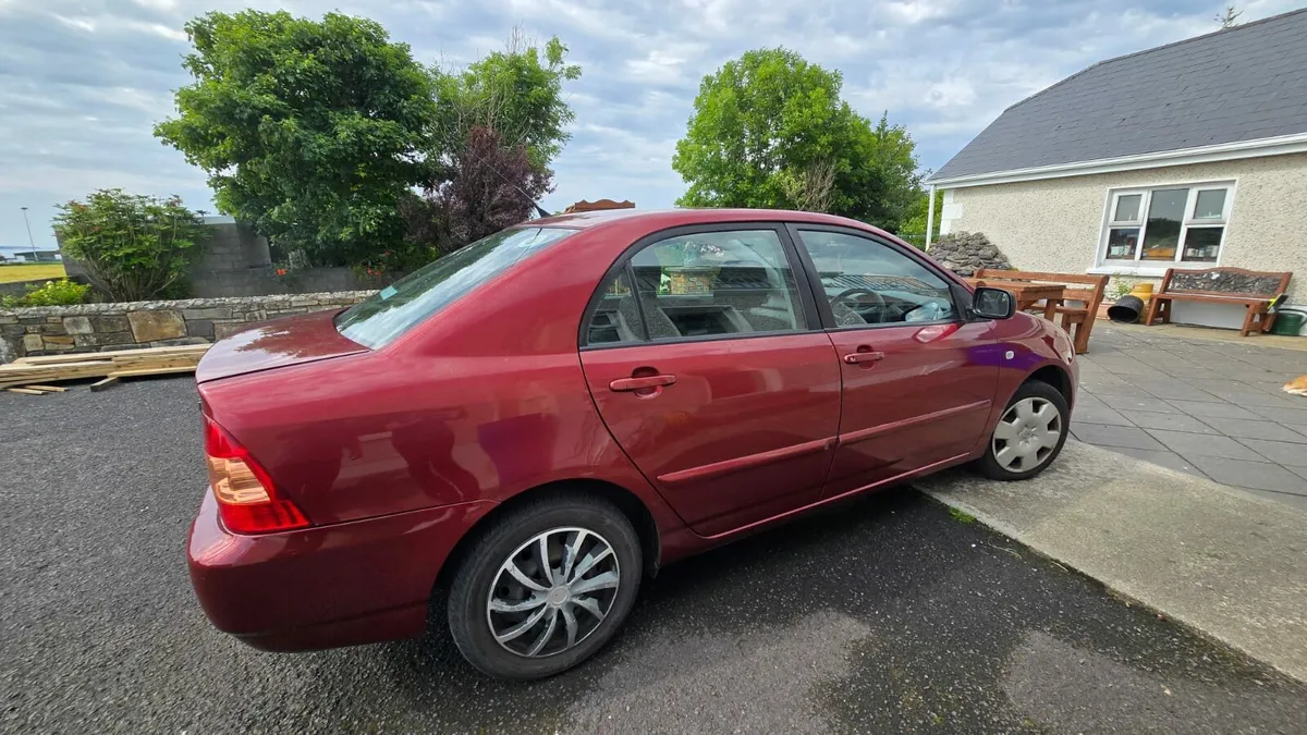 Toyota Corolla - Image 2