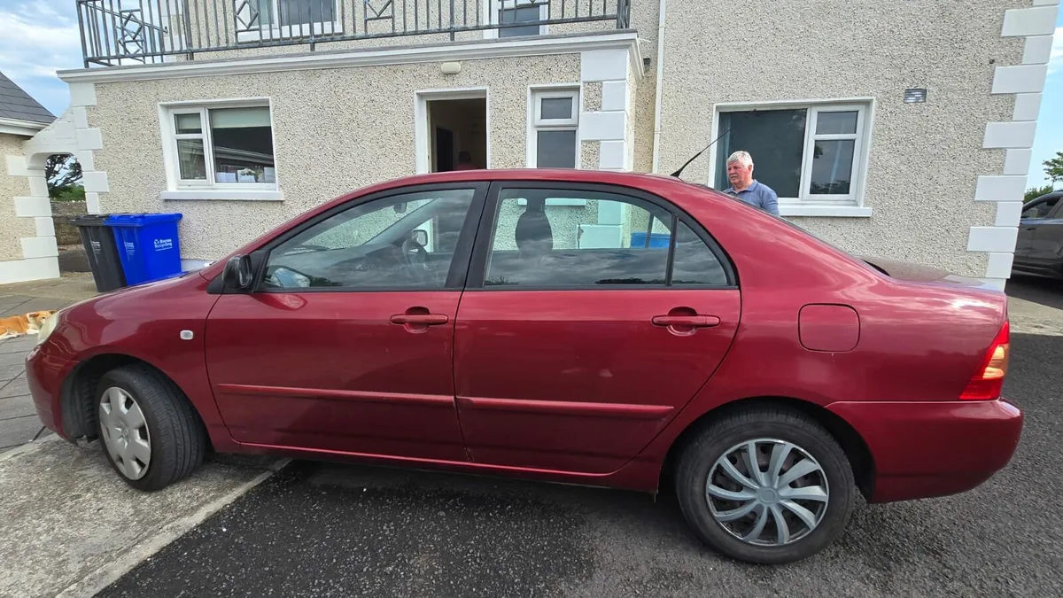Toyota Corolla - Image 4