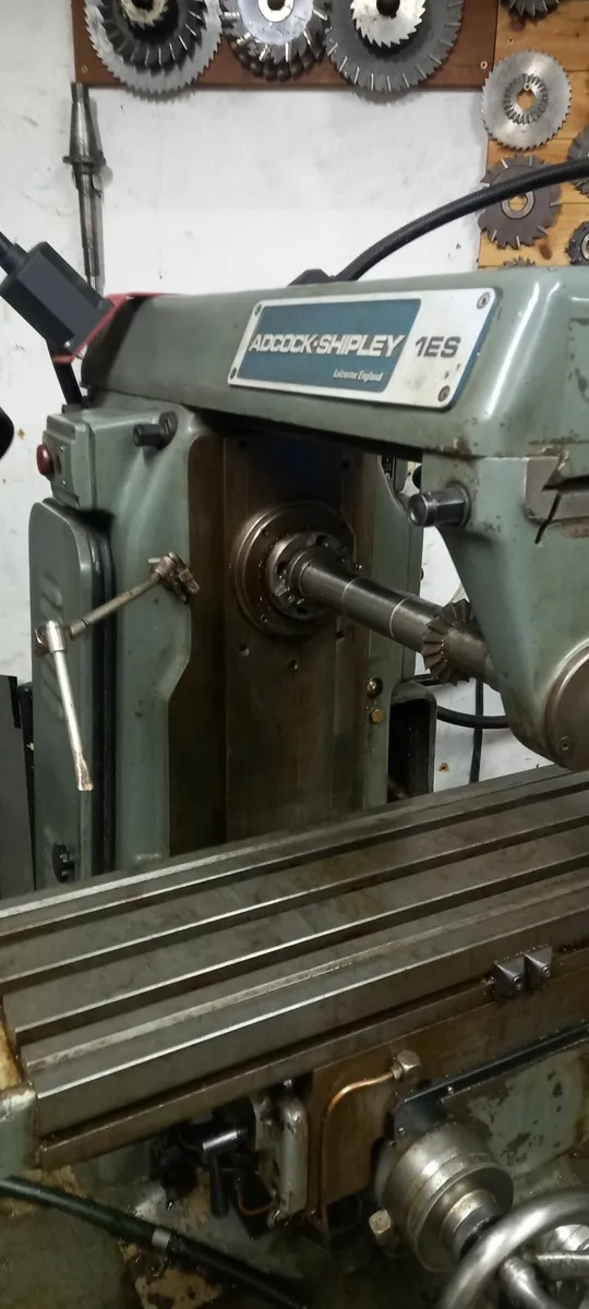 Milling machine - Image 4