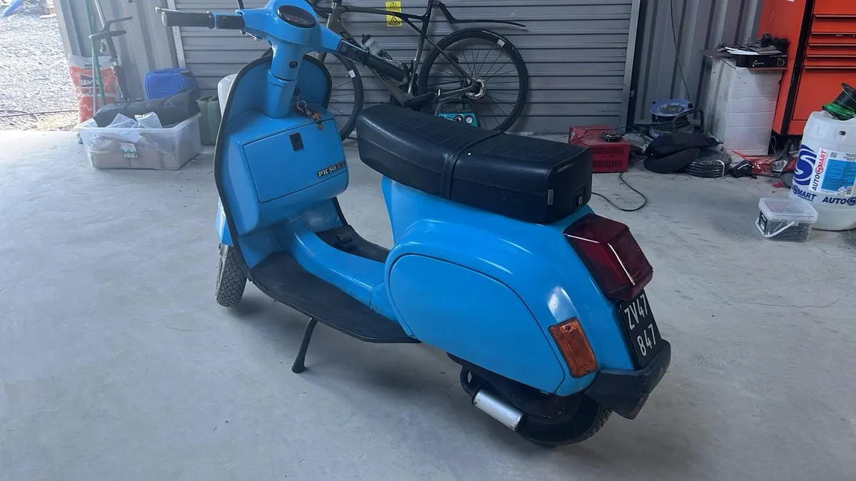Vespa - Image 2