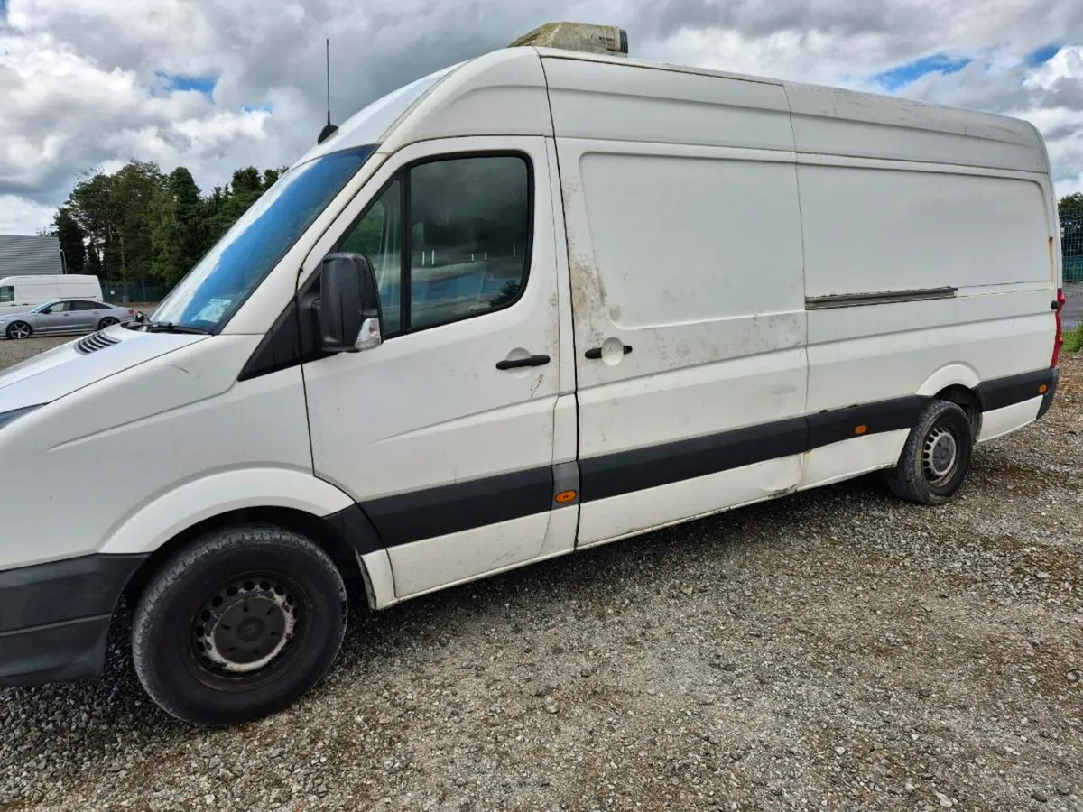 VW Crafter Refrigerated Long Wheel Base - Image 3