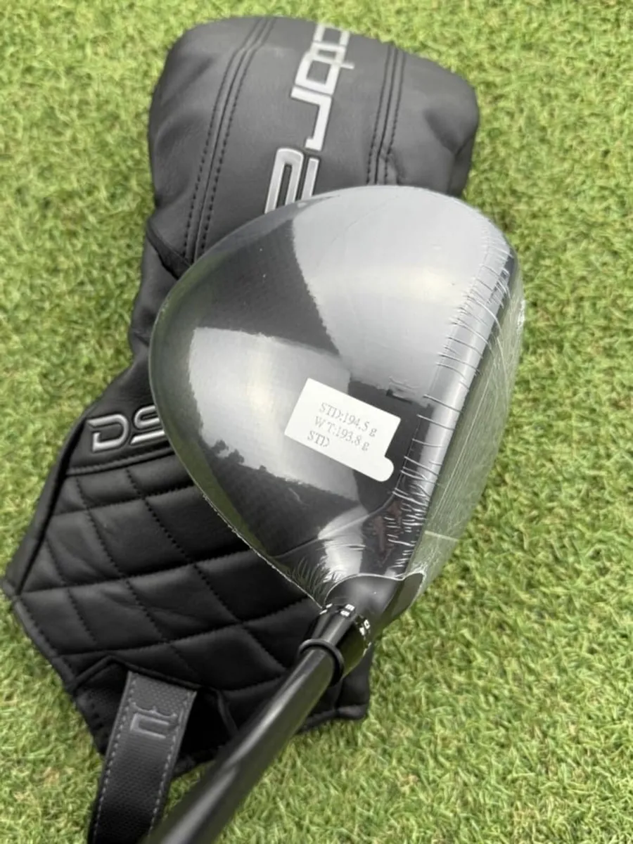 NEW COBRA DS-ADAPT X DRIVER / 10.5° / X-STIFF - Image 4