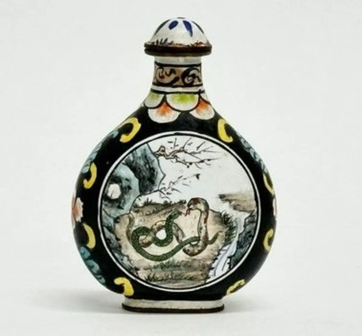 Chinese Scent Bottle - Image 2